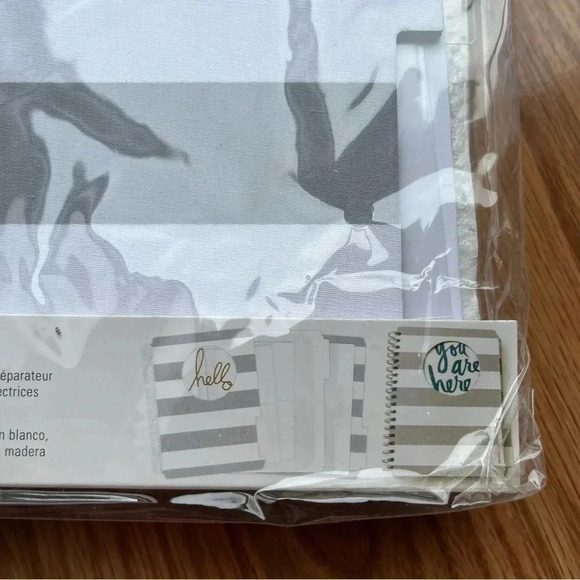 Heidi Swapp Cinch Album Kit New 10 Pc Craft Scrapbooking Grey White Stripe Hello - Picture 8 of 8